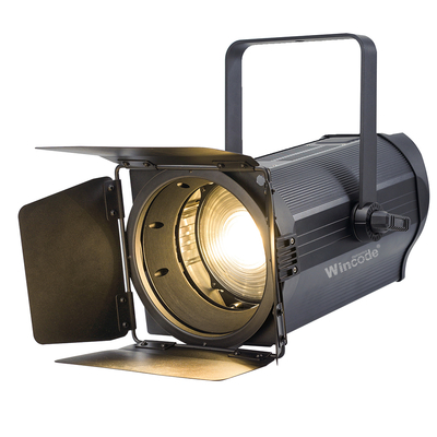 jakość 300W LED Fresnel Spotlight 3200K-5600K CRI95 DMX512 Kontrola fabryka